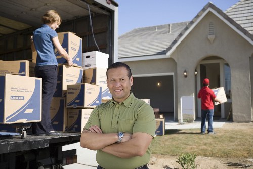 Professional moving truck in Merton